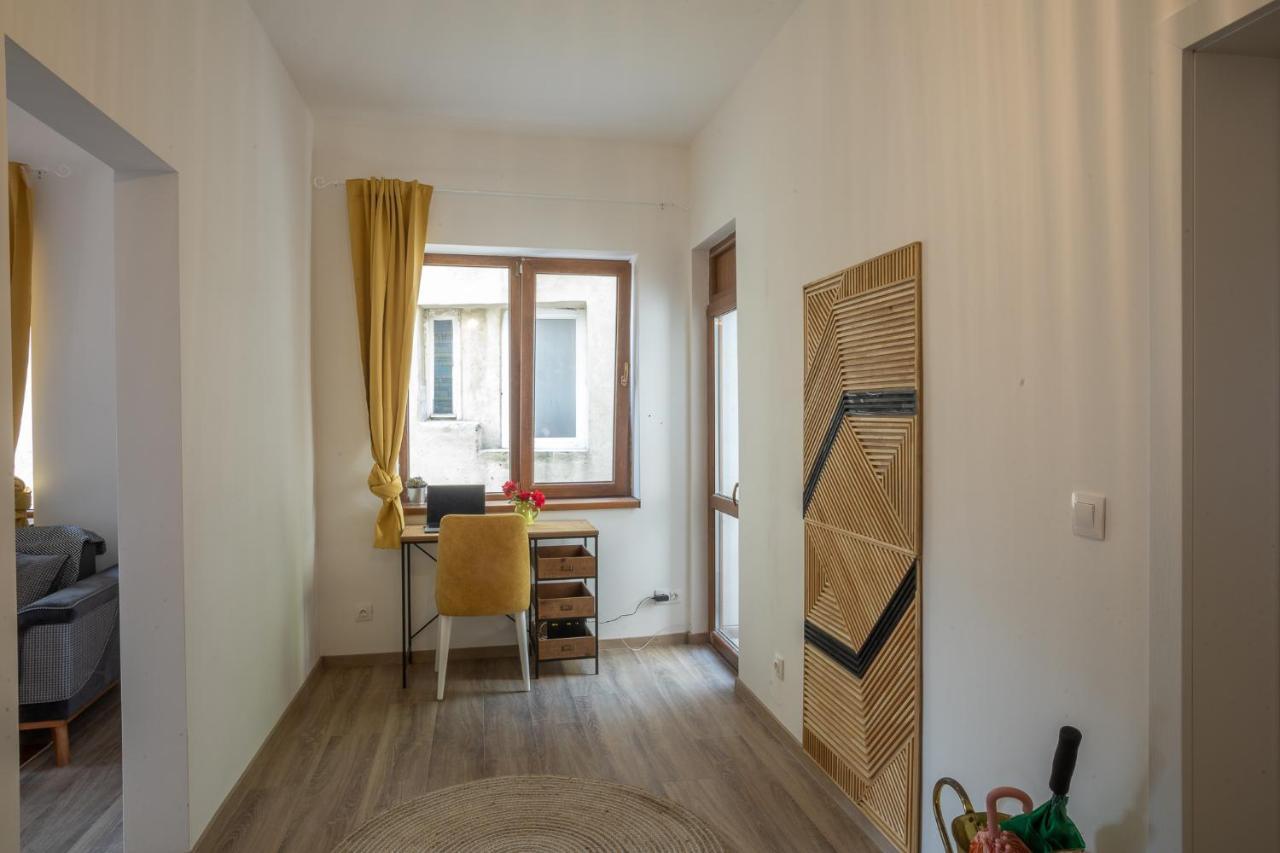 Linden House - A Lovely Apartment In Central Varna Dış mekan fotoğraf