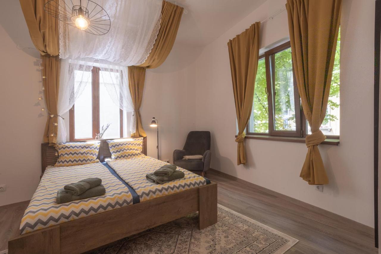 Linden House - A Lovely Apartment In Central Varna Dış mekan fotoğraf