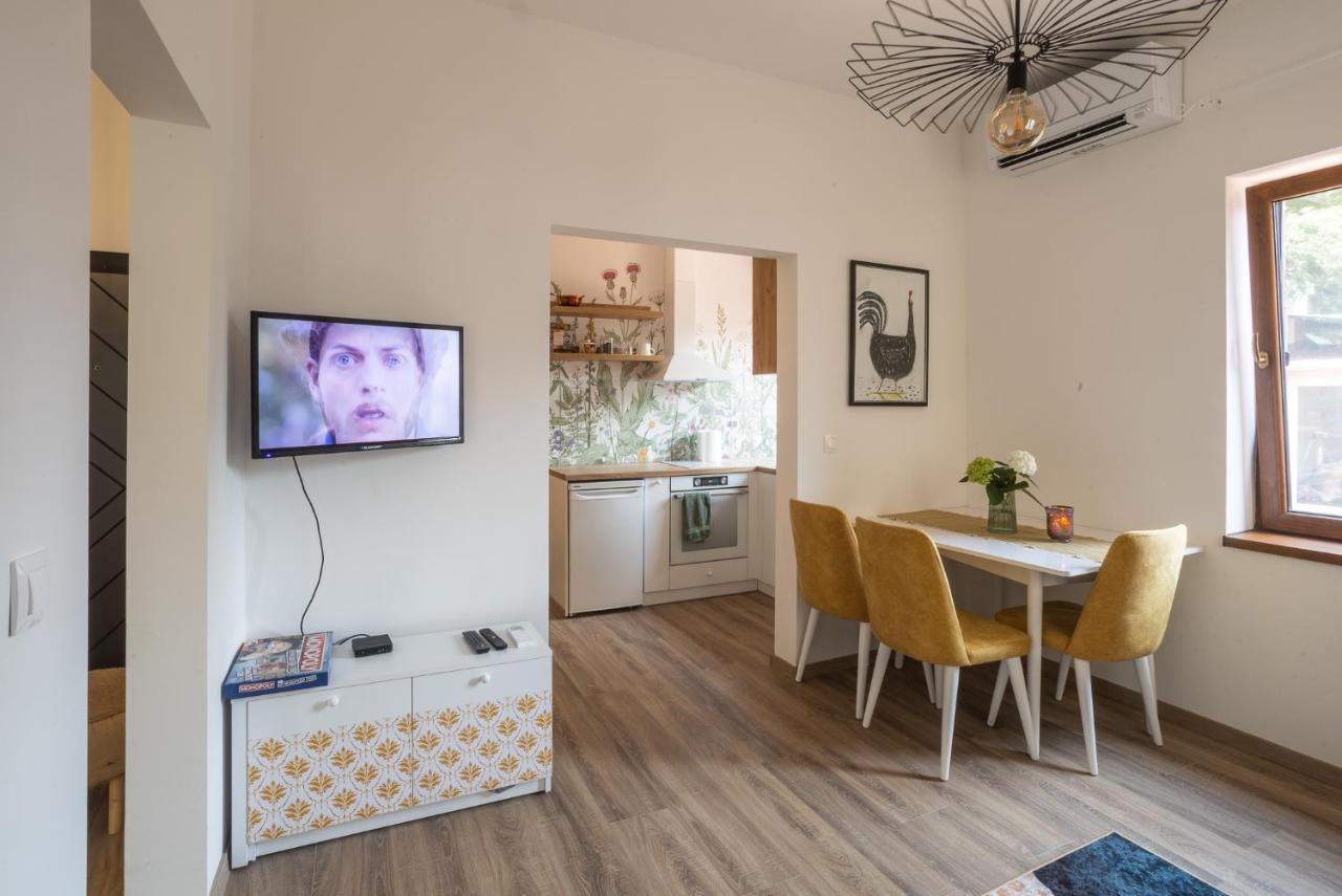 Linden House - A Lovely Apartment In Central Varna Dış mekan fotoğraf